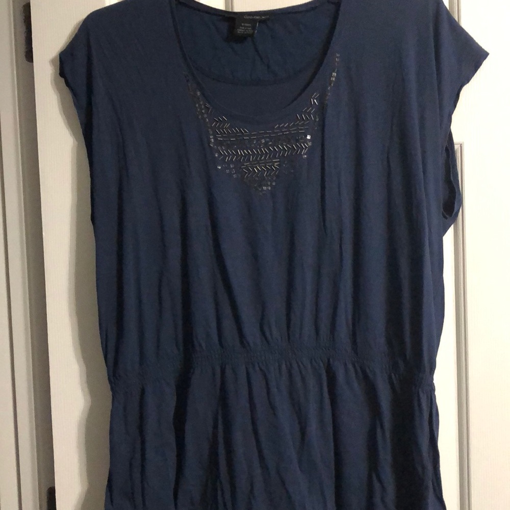 Sleeveless blouse